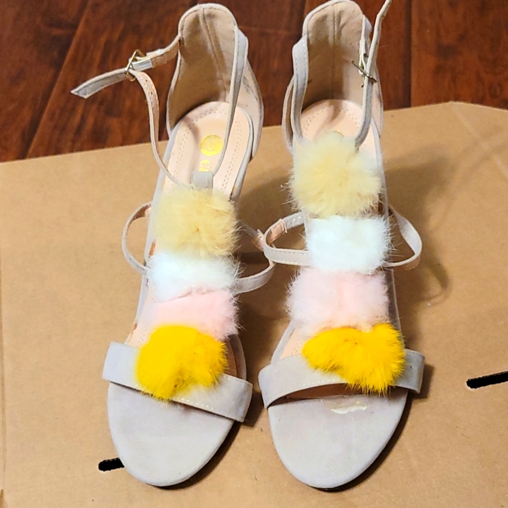 Chase & Chloe Suede Heels